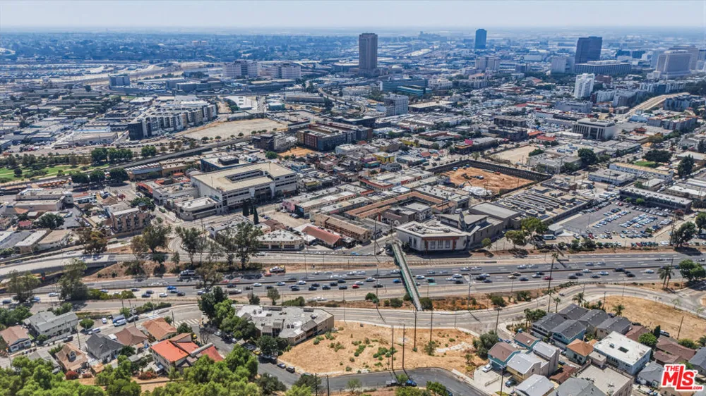 626 Lookout Drive Los Angeles, CA 90012
