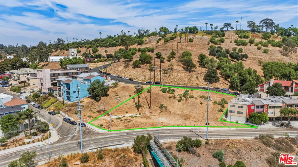 626 Lookout Drive Los Angeles, CA 90012