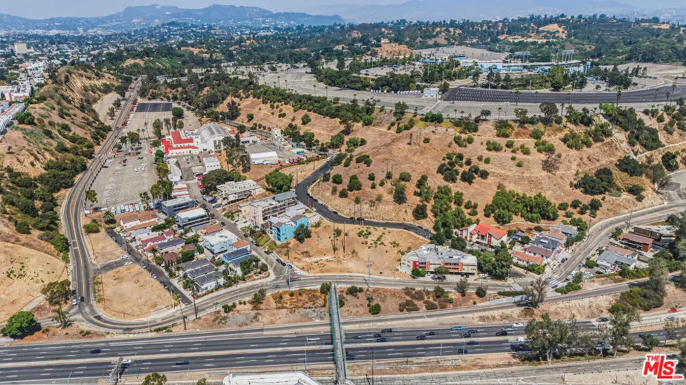 626 Lookout Drive Los Angeles, CA 90012