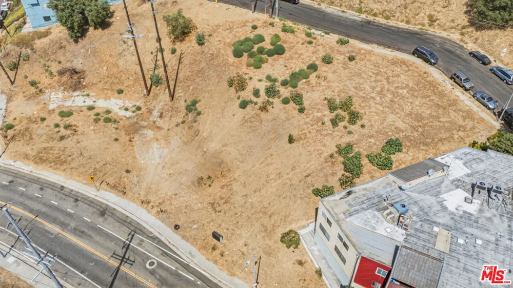 626 Lookout Drive Los Angeles, CA 90012