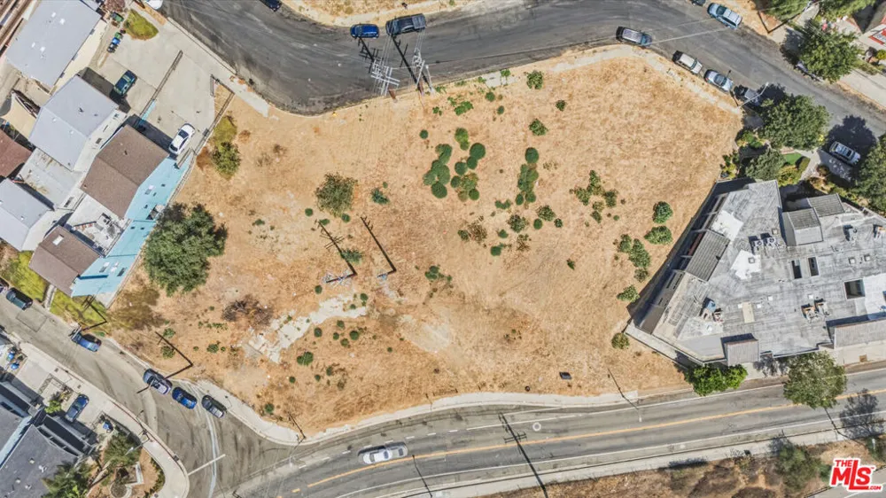 626 Lookout Drive Los Angeles, CA 90012