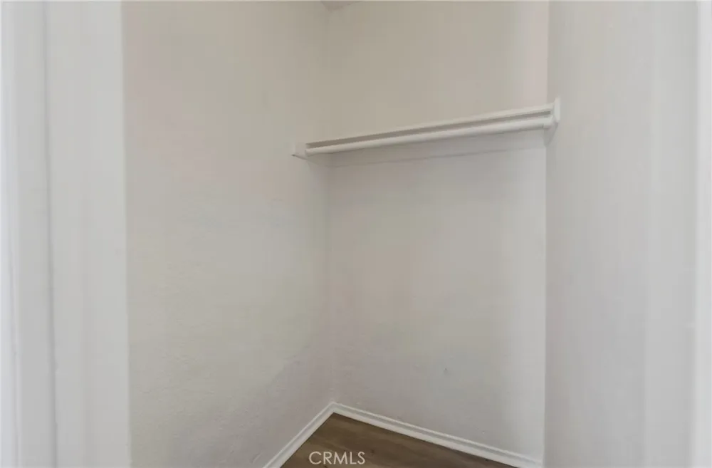 526 W 47th St Los Angeles, CA 90037