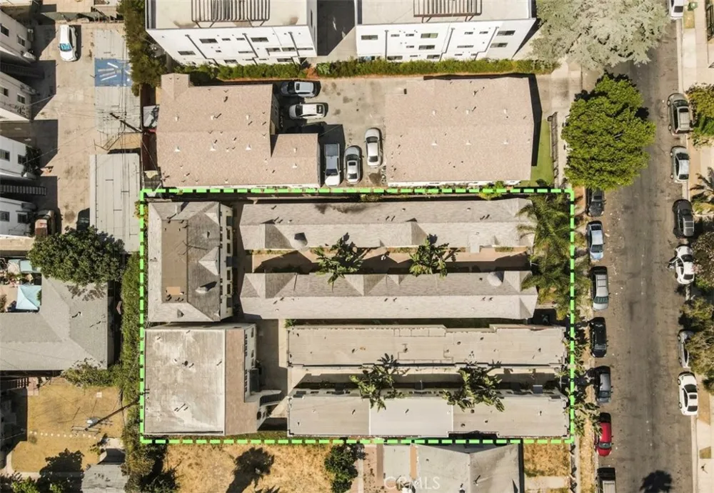 526 W 47th St Los Angeles, CA 90037