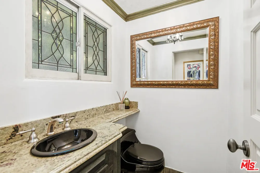 316 S Peck Drive Beverly Hills, CA 90212