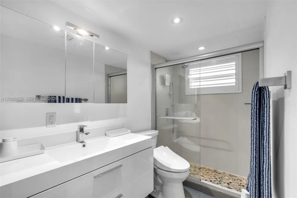 730 Pennsylvania Ave #705 Miami Beach, FL 33139