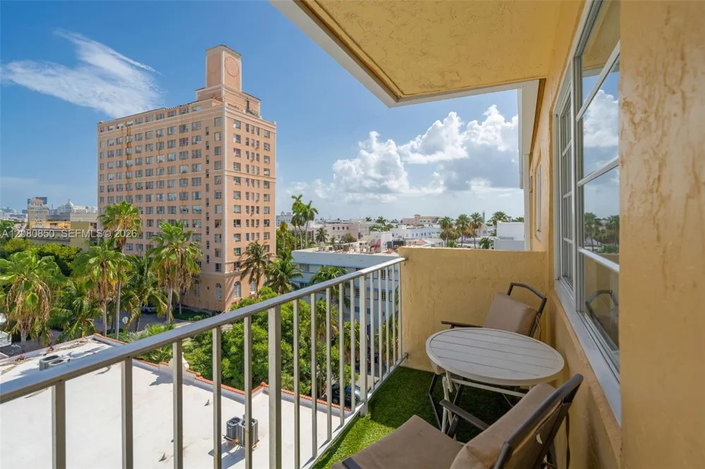 730 Pennsylvania Ave #705 Miami Beach, FL 33139
