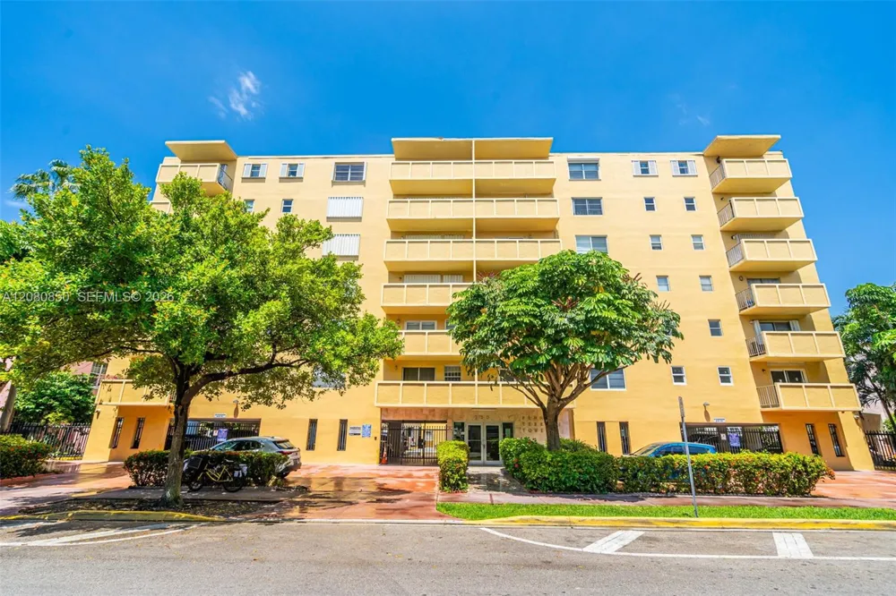 730 Pennsylvania Ave #705 Miami Beach, FL 33139