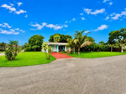 4940 SW 25th Ave