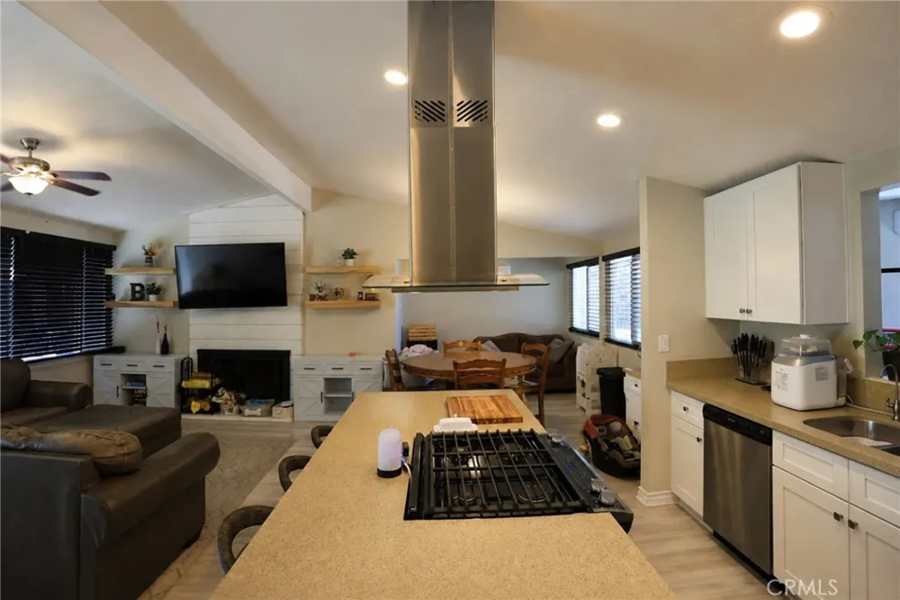 1216 San Jacinto Redlands, CA 92373