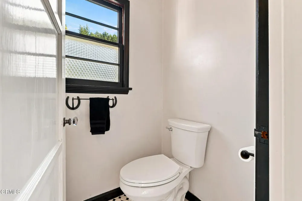 175 El Nido Avenue Monrovia, CA 91016