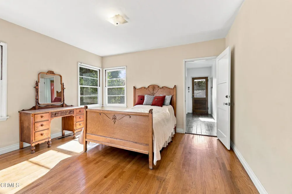 175 El Nido Avenue Monrovia, CA 91016