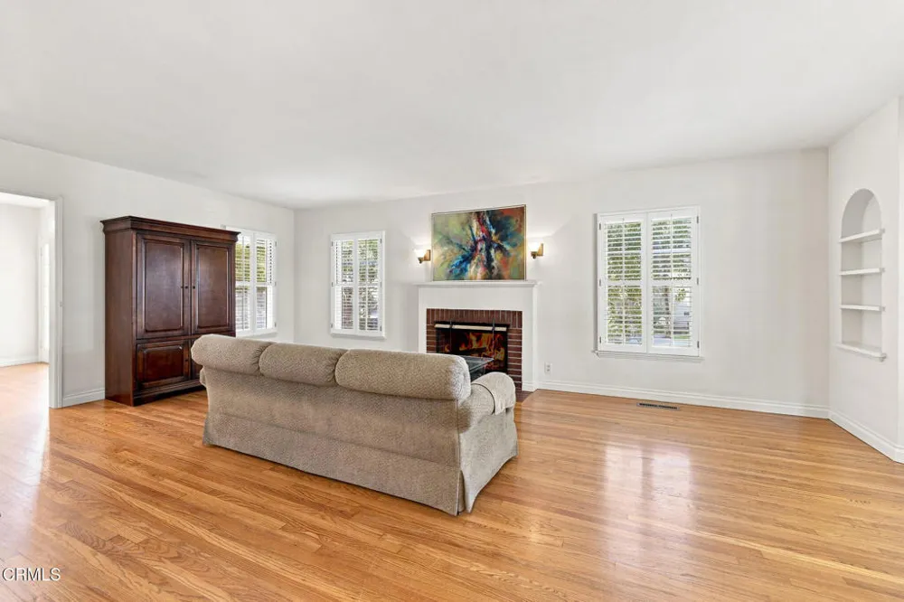 175 El Nido Avenue Monrovia, CA 91016
