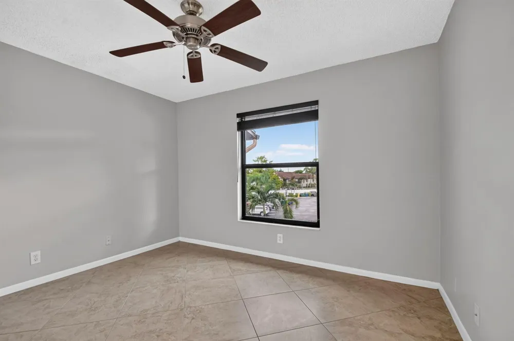 812 SKY PINE WAY #A3 