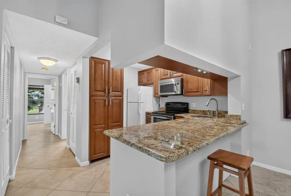 812 SKY PINE WAY #A3 