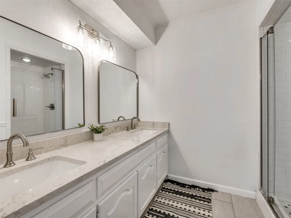 8308 E 107th Place Tulsa, OK 74133