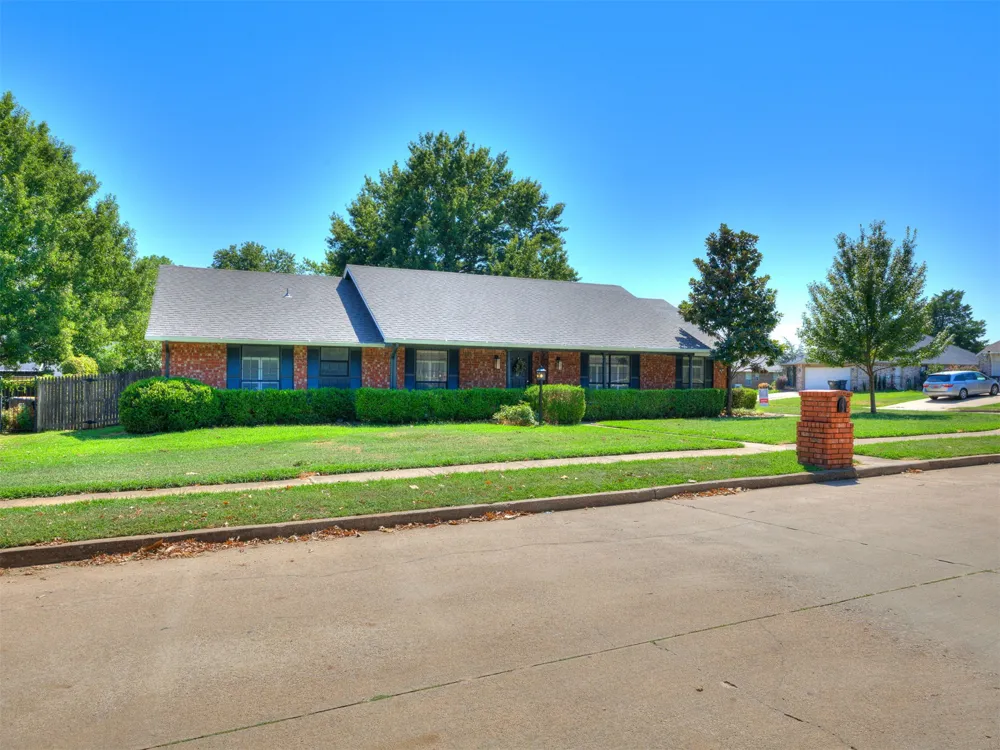 8308 E 107th Place Tulsa, OK 74133