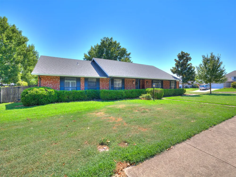8308 E 107th Place Tulsa, OK 74133