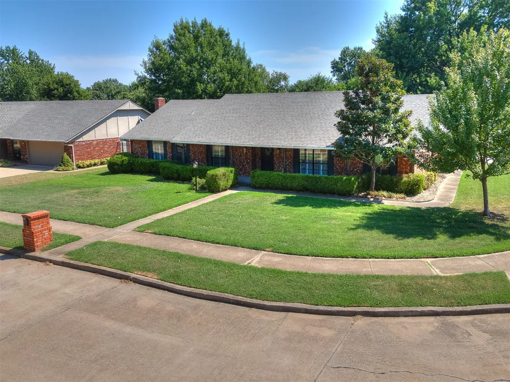 8308 E 107th Place Tulsa, OK 74133