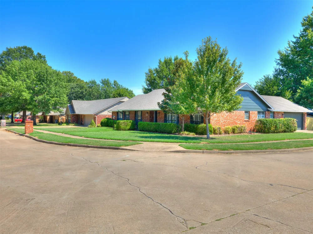 8308 E 107th Place Tulsa, OK 74133