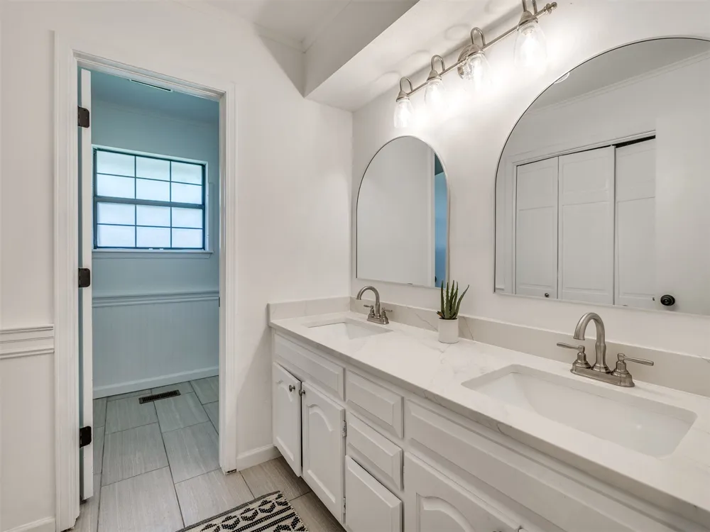 8308 E 107th Place Tulsa, OK 74133
