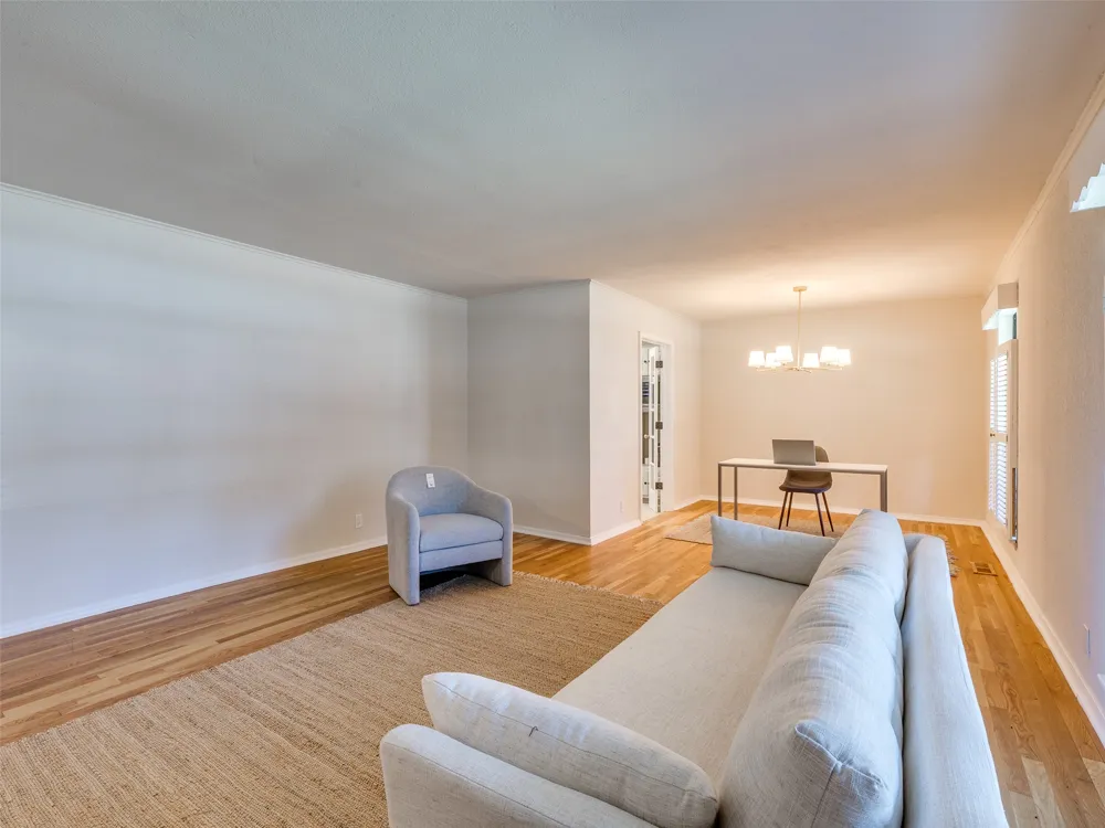 8308 E 107th Place Tulsa, OK 74133