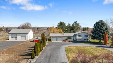 6919 D.5 ROAD NE