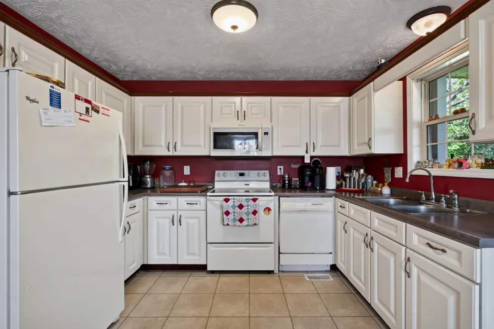 2593 Nova Cir Cookeville, TN 38501