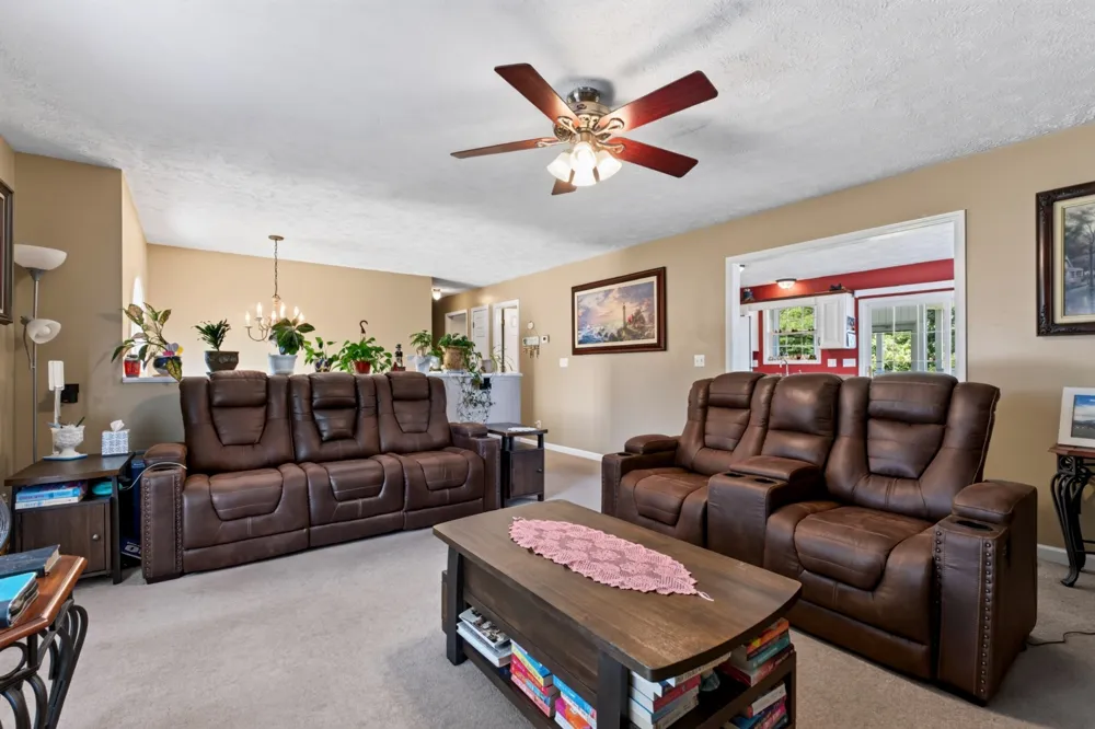 2593 Nova Cir Cookeville, TN 38501