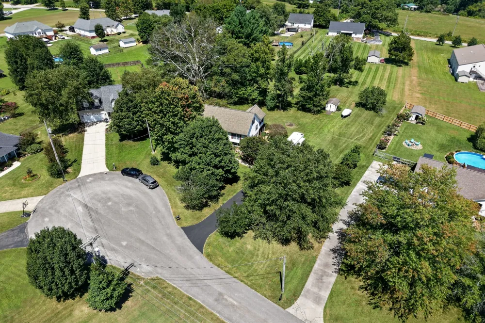 2593 Nova Cir Cookeville, TN 38501