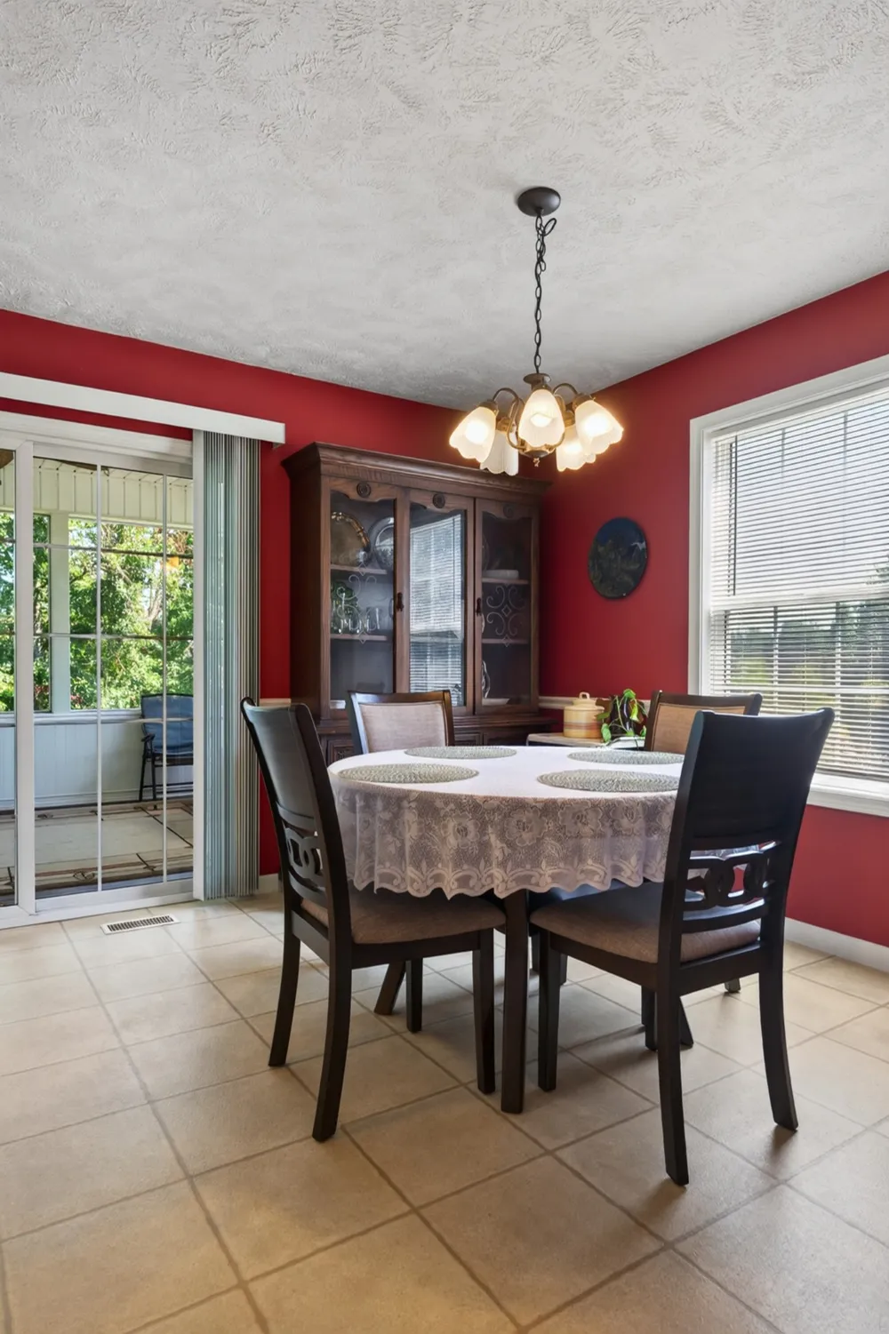 2593 Nova Cir Cookeville, TN 38501