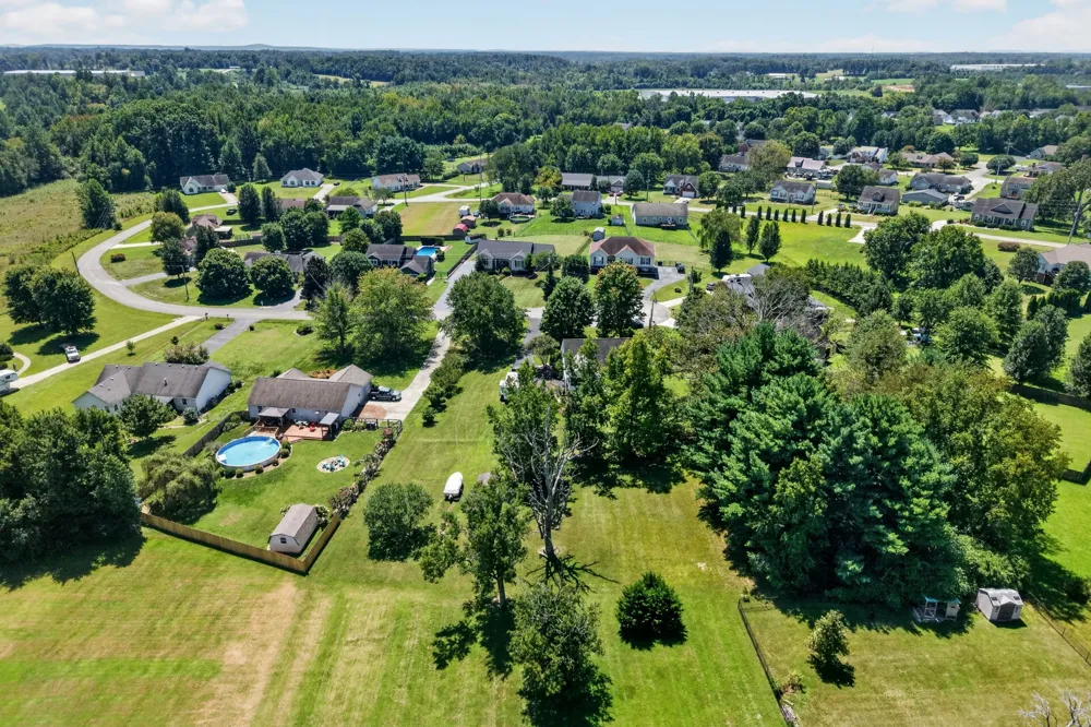 2593 Nova Cir Cookeville, TN 38501