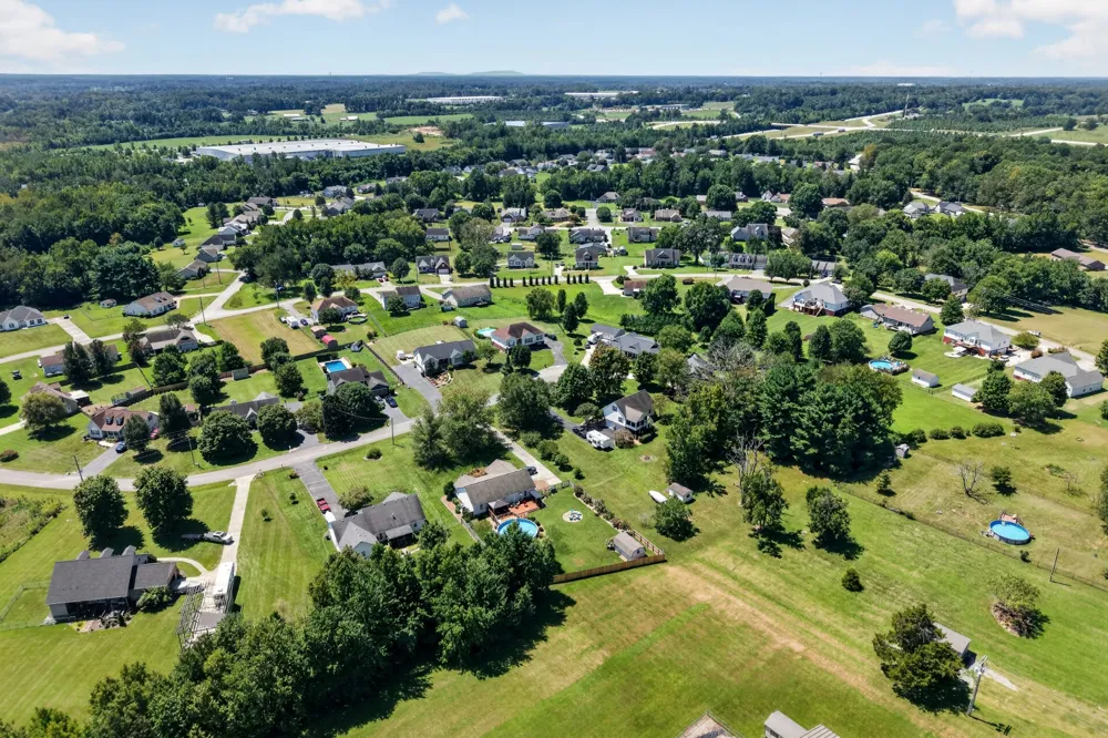2593 Nova Cir Cookeville, TN 38501