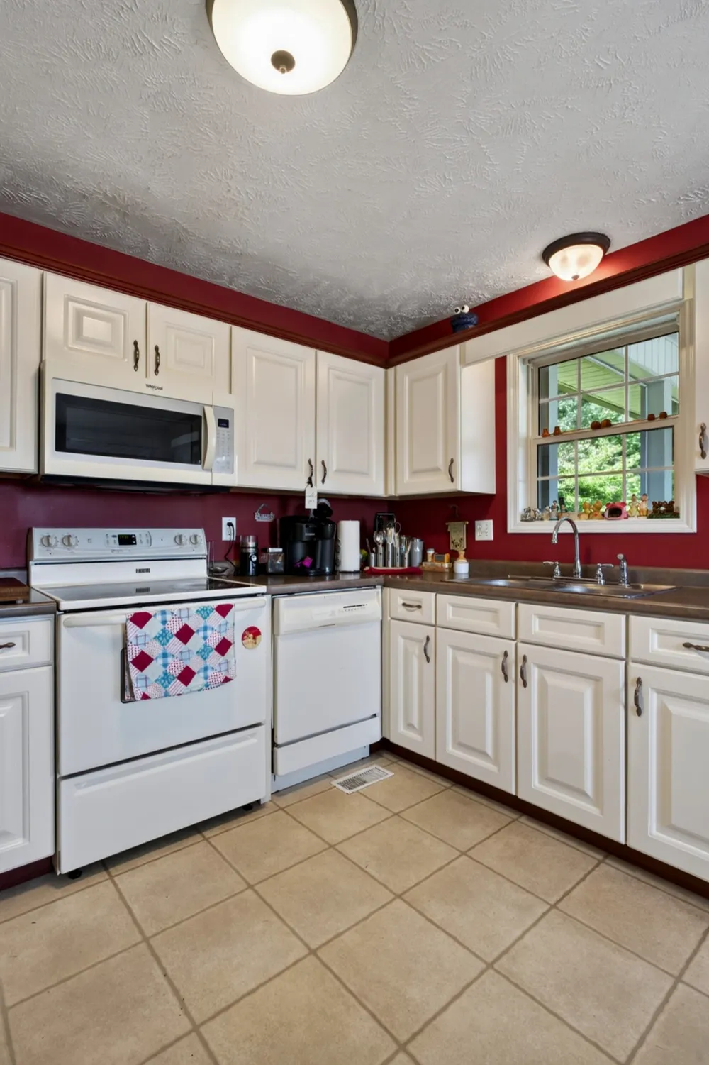 2593 Nova Cir Cookeville, TN 38501