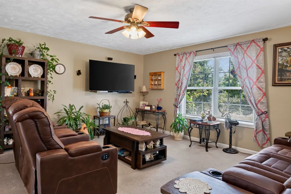 2593 Nova Cir Cookeville, TN 38501