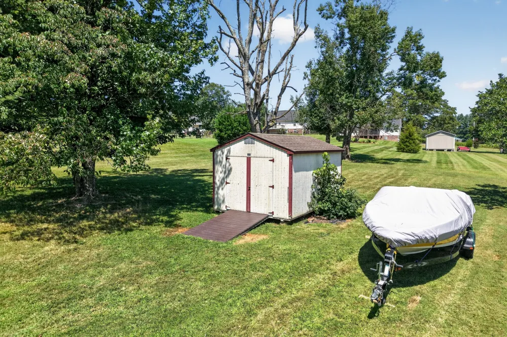 2593 Nova Cir Cookeville, TN 38501