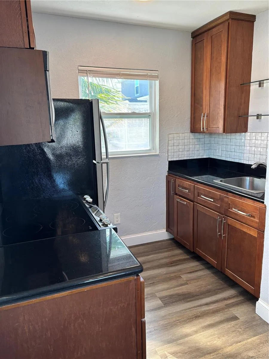 420 15TH AVENUE S #1/2 St Petersburg, FL 33701