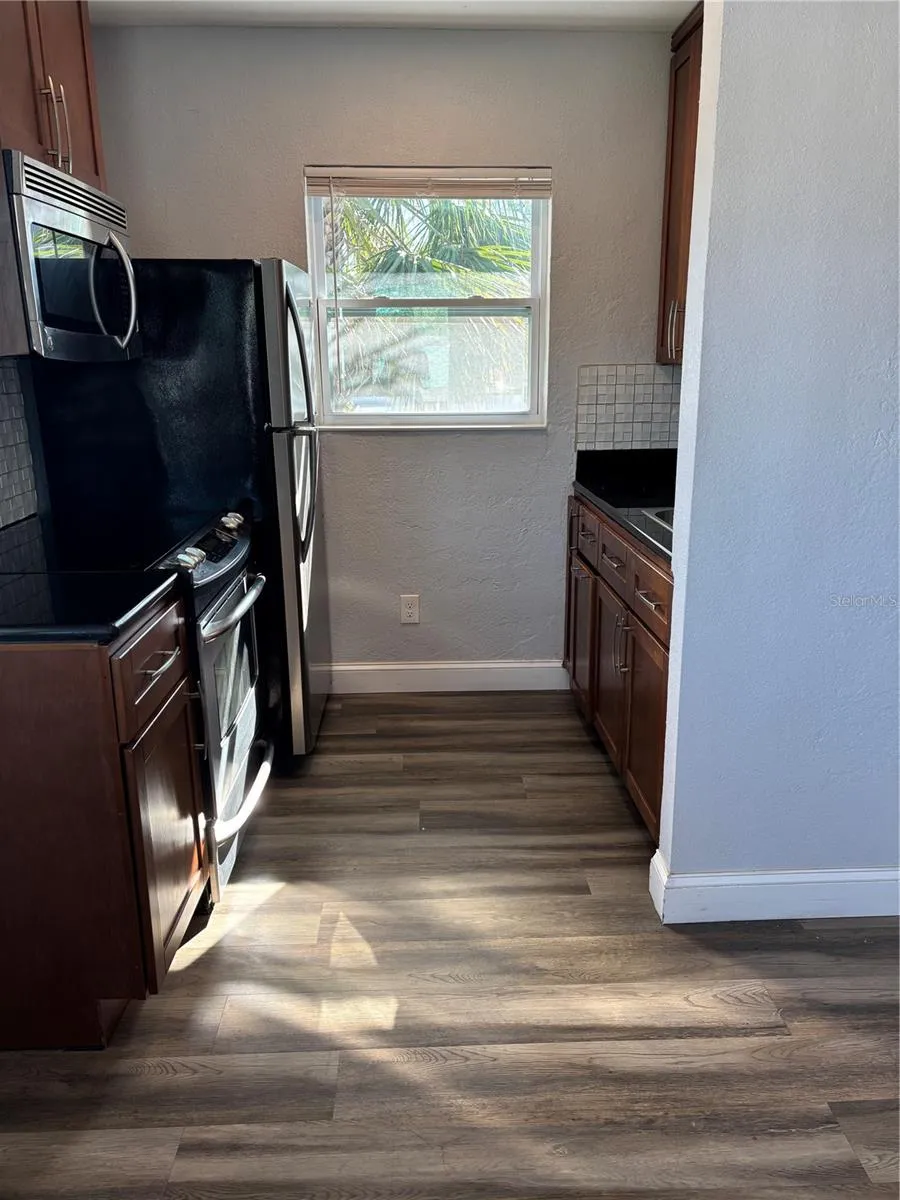 420 15TH AVENUE S #1/2 St Petersburg, FL 33701