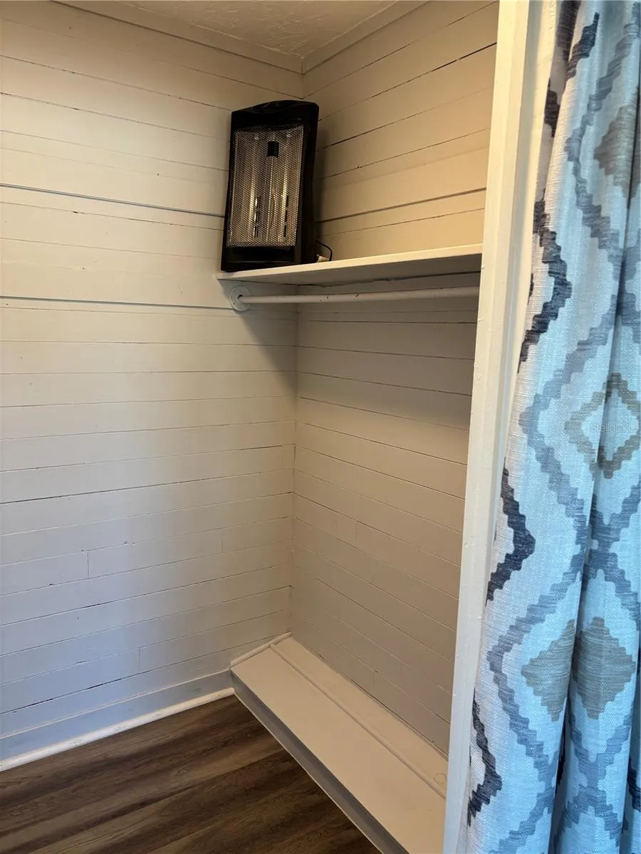 420 15TH AVENUE S #1/2 St Petersburg, FL 33701