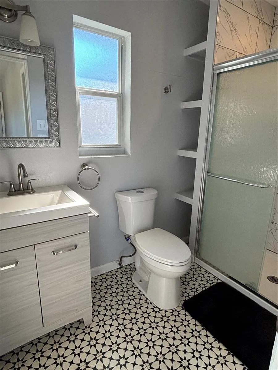 420 15TH AVENUE S #1/2 St Petersburg, FL 33701