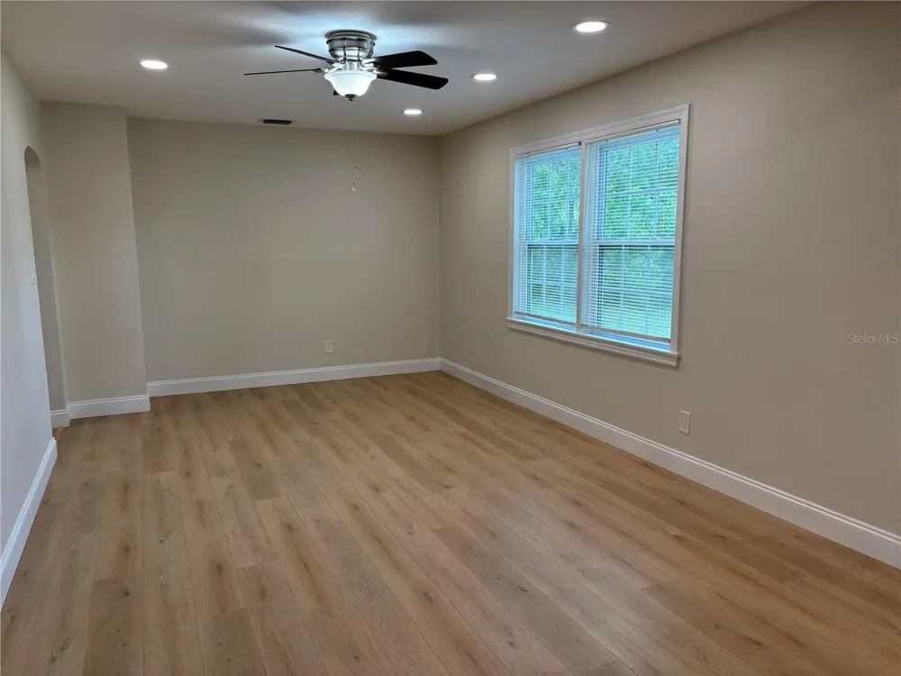 7216 7TH AVENUE St Petersburg, FL 33710