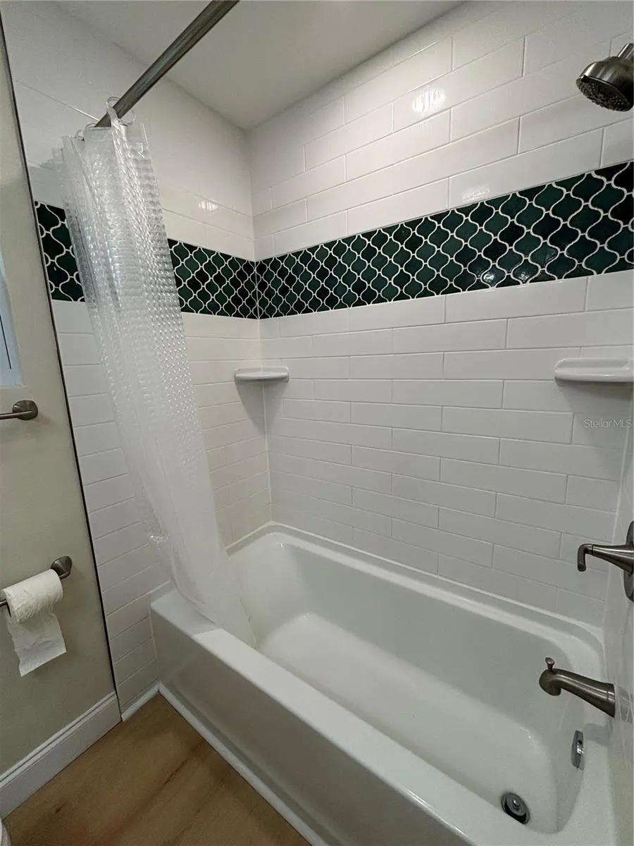 7216 7TH AVENUE St Petersburg, FL 33710