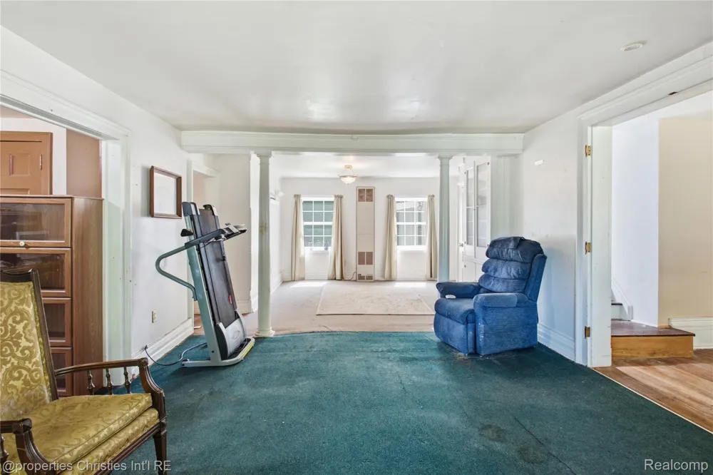 2519 U.S 12 Clinton Township, MI 49236