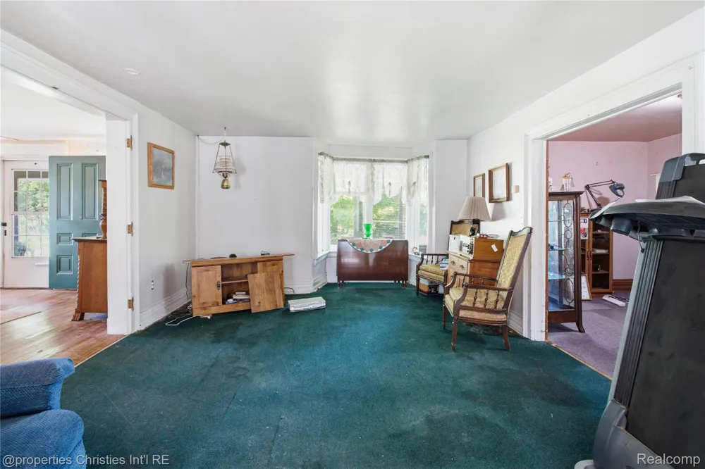2519 U.S 12 Clinton Township, MI 49236