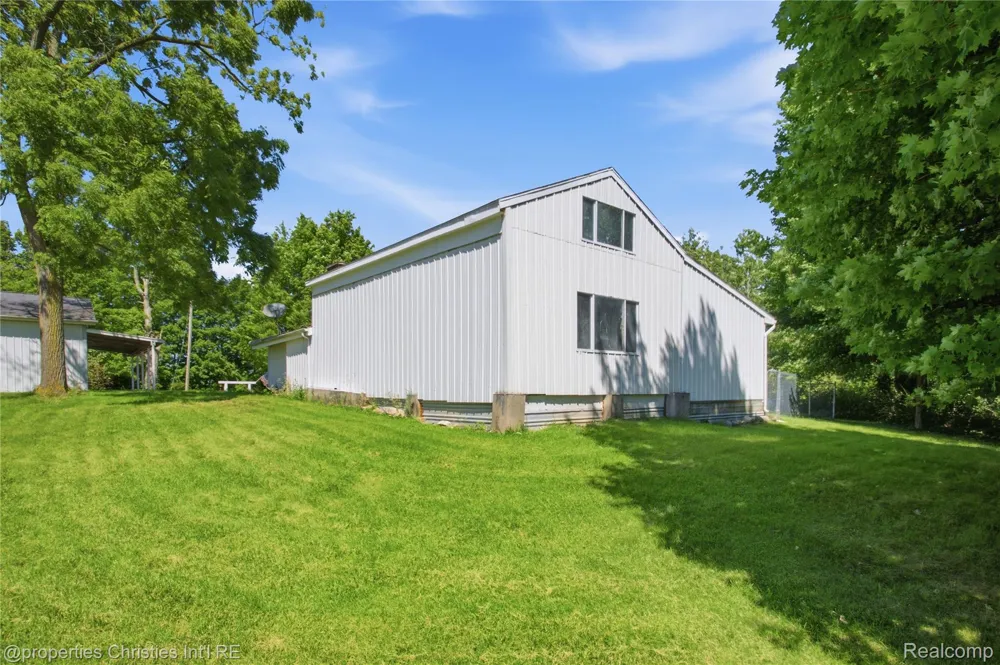 2519 U.S 12 Clinton Township, MI 49236