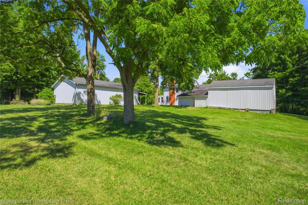 2519 U.S 12 Clinton Township, MI 49236