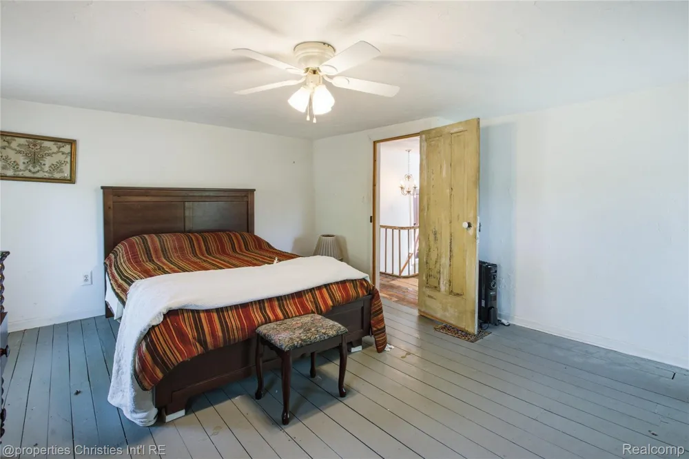 2519 U.S 12 Clinton Township, MI 49236