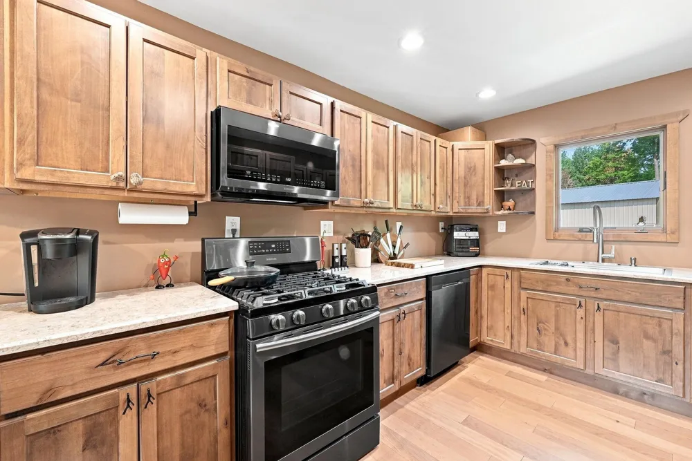 9909 W Lotan Road Lake Township, MI 49651