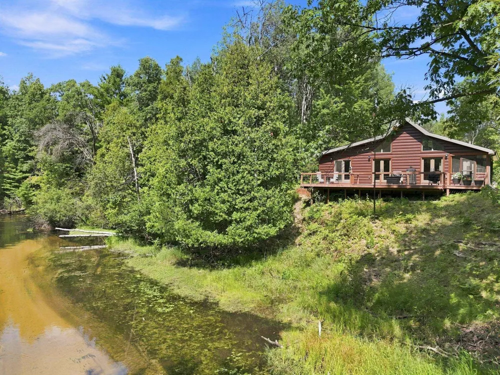 9909 W Lotan Road Lake Township, MI 49651