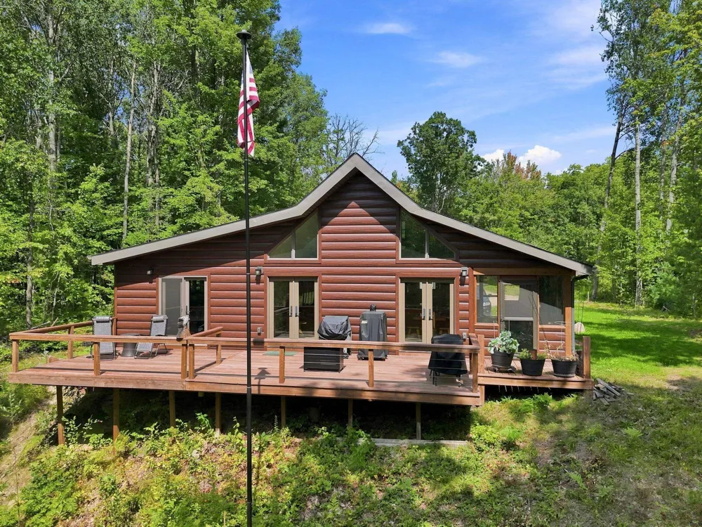 9909 W Lotan Road Lake Township, MI 49651