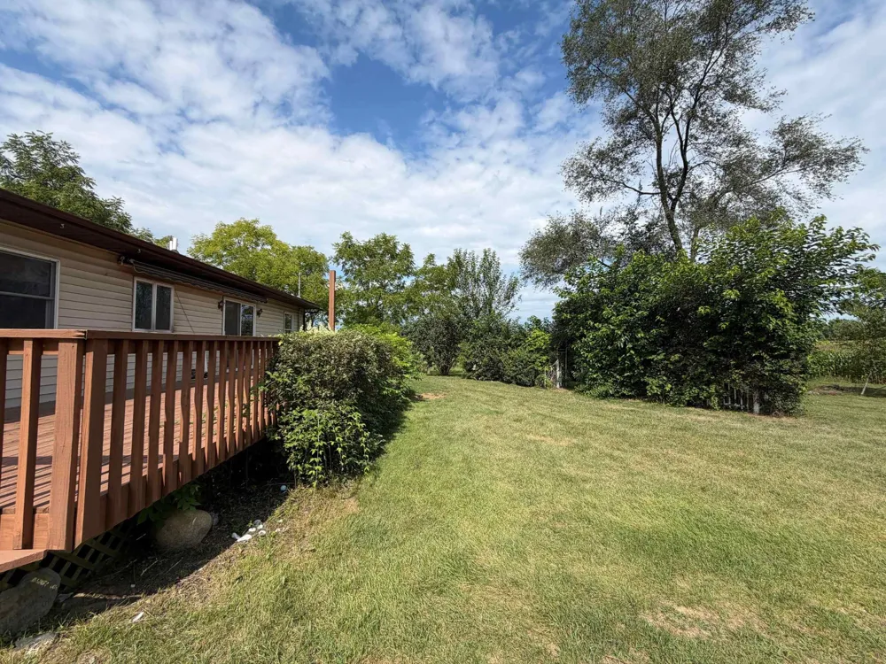 1496 W Dodge Road Vienna Charter Township, MI 48420
